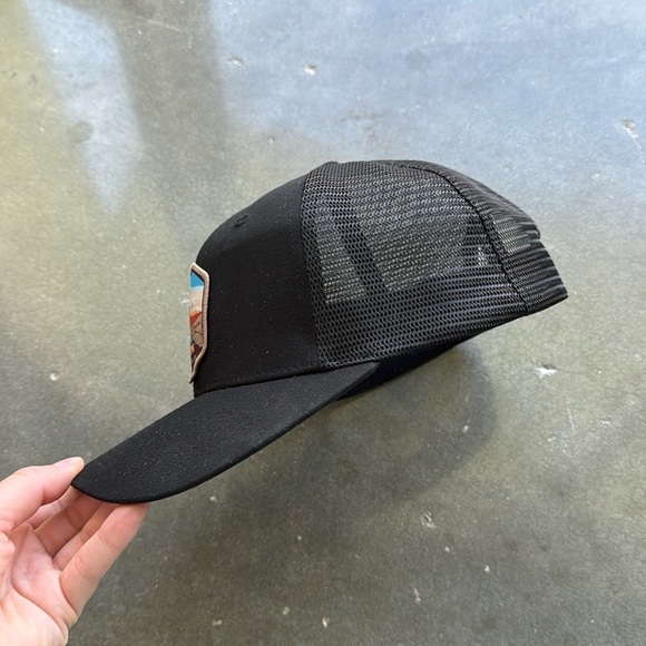 PNW Apparel Zion National Park Trucker Hat - Picture 4 of 6